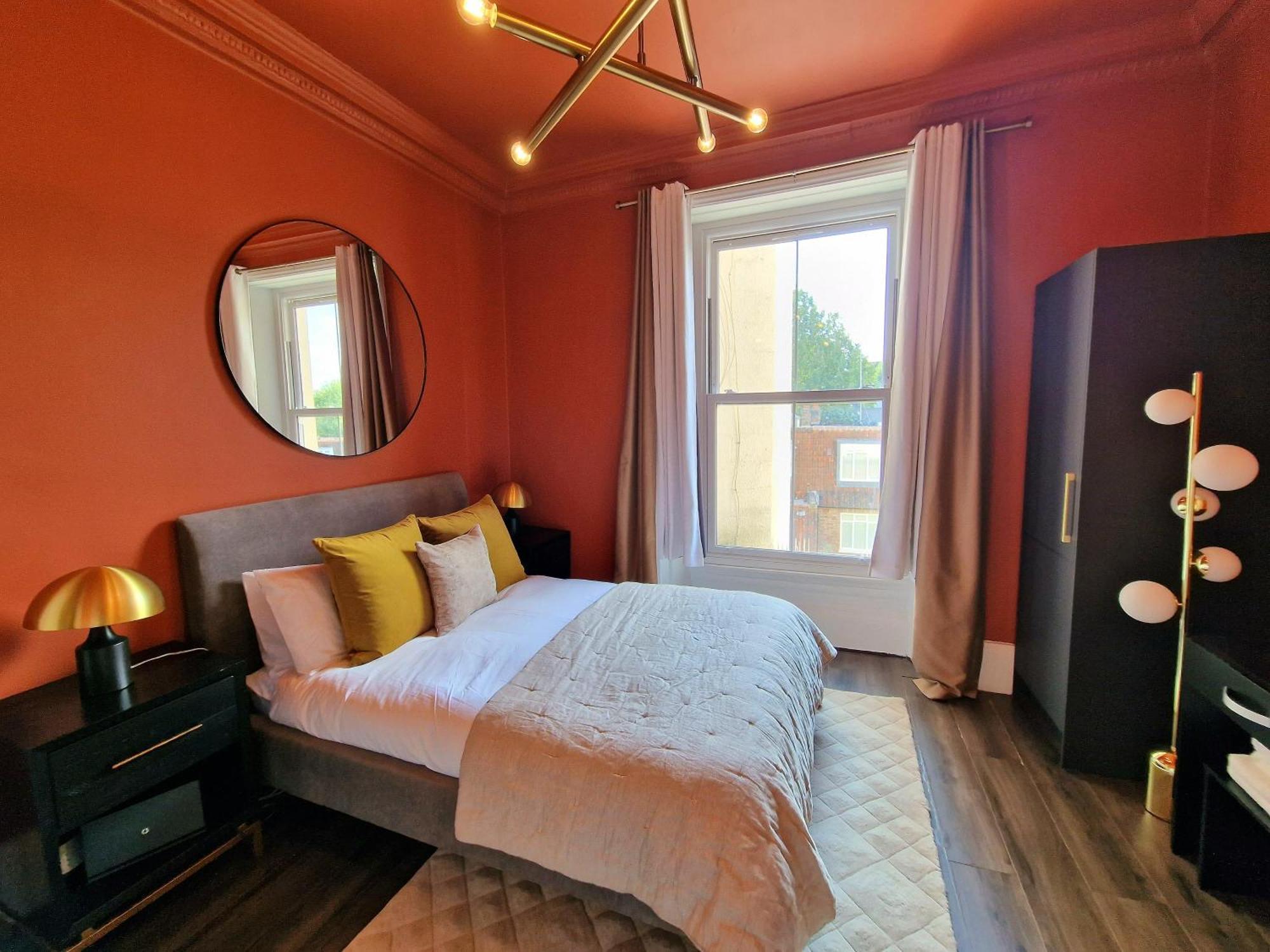 Stylish Hyde Park Home By Tube Stations With Elevator 런던 외부 사진